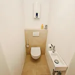 Apartment 3 Downtown Bilk *