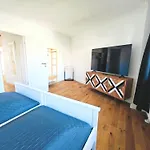 3 Room Downtown Apartment Bilk