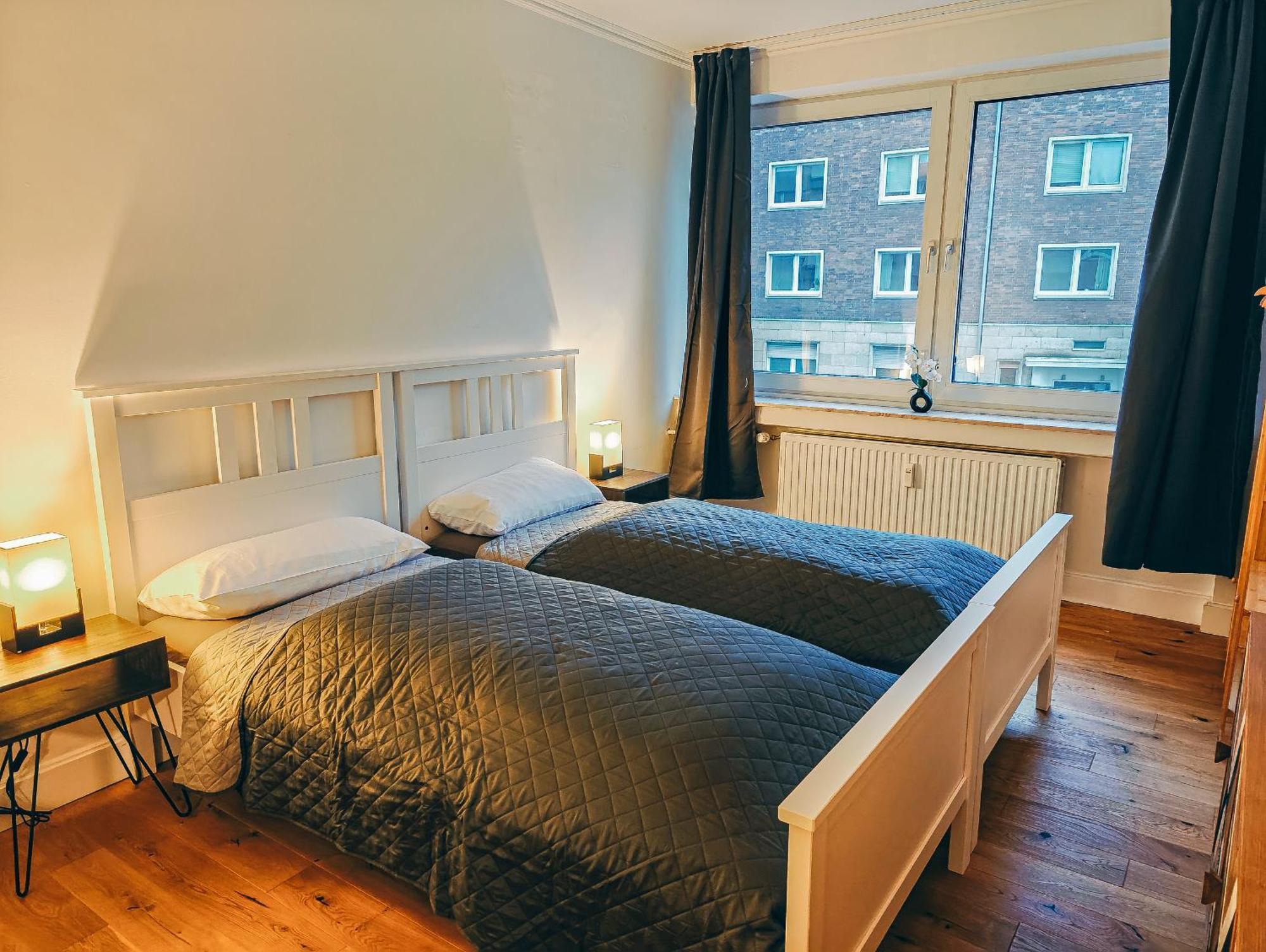 3 Downtown Bilk * Dusseldorf