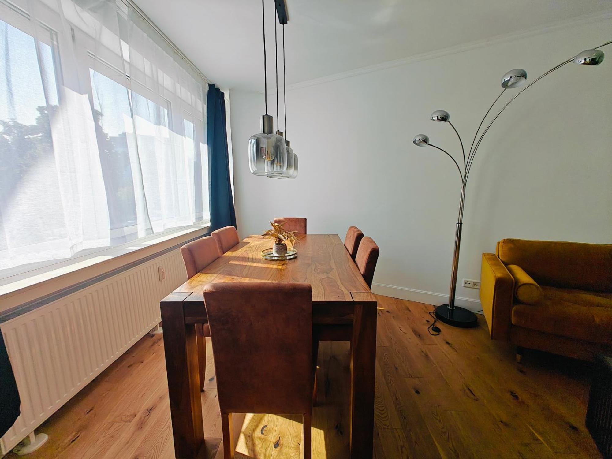 3 Downtown Bilk Apartment